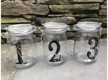 Brand New In Box Set Of Mason Jars With Numbers