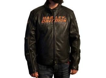 Harley-Davidson Double Lined Leather Men's Jacket, Size L (RETAIL $598.00)