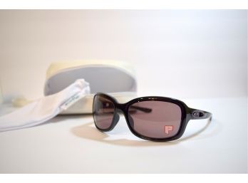 NIB - Ladies - Oakley 'Urgency' Polarized Sunglasses