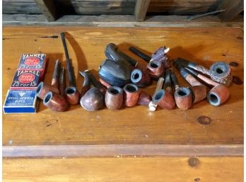 Vintage Pipes Collectables