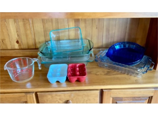 Pyrex Lot - Lots Of Great Pieces
