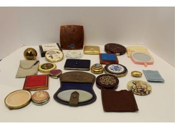 Vintage Assortment Make Up Compacts, Mirrors, Pill Boxes