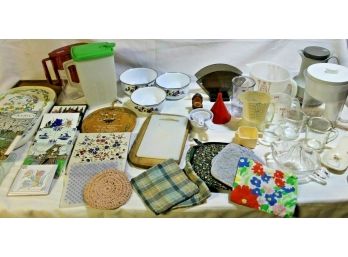 Miscellaneous Lot Of Vintage Housewares Includes Tupperware, Pyrex, Juicer, Trivets, Trays & More