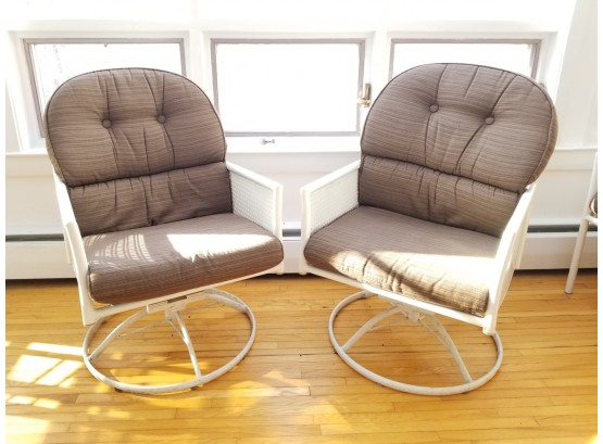 Set Of 2 Unique Winston Swivel Patio Chairs