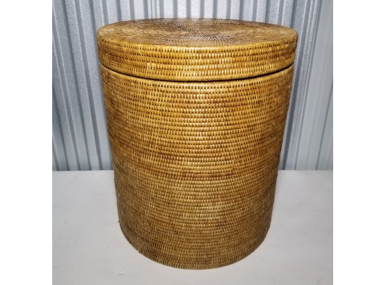 Large Lidded Woven Bamboo Hamper/Storage Basket