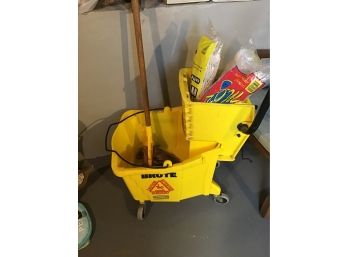 Commercial Mop And Mop Pail , New Mop Heads