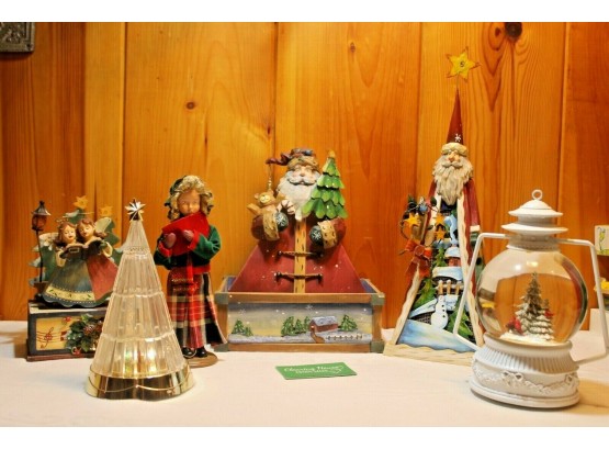 Angel's Music Box, Railroad Lantern Snow Globe,decorative Santa's Figure's