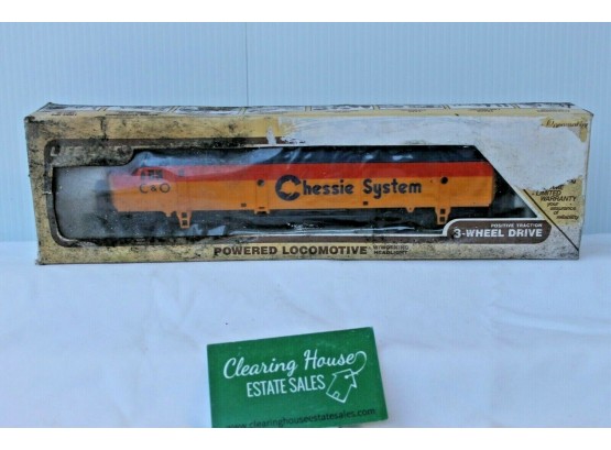 Vintage Life-like 'HO'scale Chessie System 3 Wheel Drive Locomotive In Box