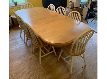 Country Style Dining Room Trellis  Table And Eight Chairs