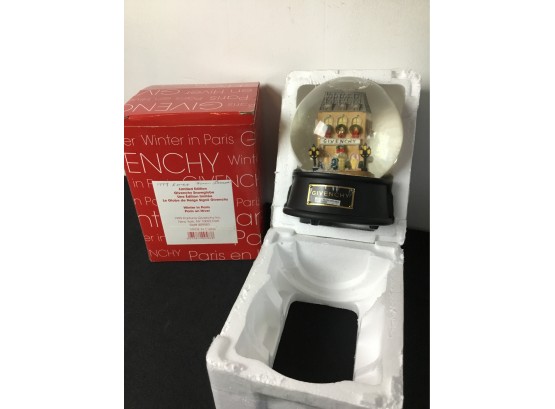 LIMITED EDITION GIVENCHY  Snow Globe