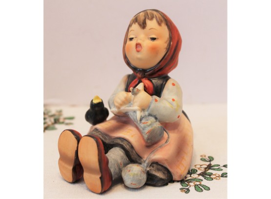 Vintage Hummel 'Happy Pastime' #69 TMK 6 Knitting Girl Figurine