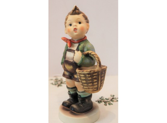 Hummel 'Village Boy' #51/1 7.5' Porcelain Figurine TMK 5