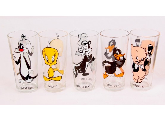 5 Vintage 1973 Pepsi Collector Series Looney Tunes Glasses