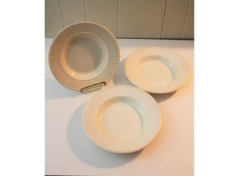 Three Vintage Wedgwood England Edme Rimmed Round Soup Bowls