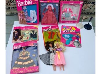 7 New Vintage Barbie Outfits, 2 Barbies & 2 Stands