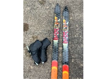 Boy’s Ice Skates & Killer Bee-L Skis
