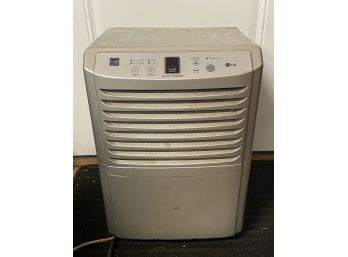 LG - Dehumidifier With Ejection Pump - Tested And In Working Condition