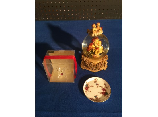 Three Pieces One Music Box That  Works ,  Great Shape,small Minton Plate One Crystal Teddy Bear In The Box Bas