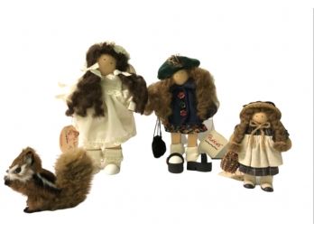 Three Lizzie High Dolls And Adorable Chipmunk Doll/RIVER EDGE NJ PICKUP 11/23