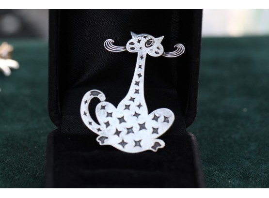 Signed Wayne Sterling Silver Cat Pin