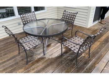 Brown Jordan Glass Top Round Table With Four Chairs