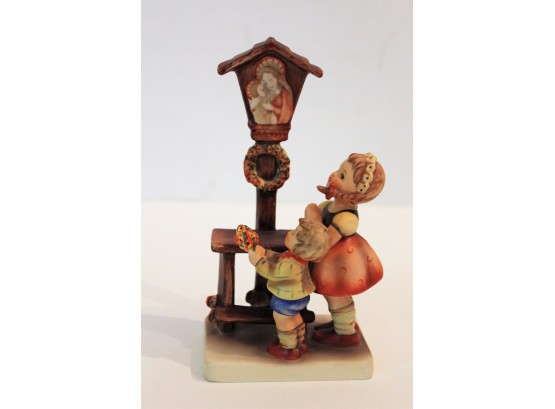 Vintage Hummel 'Adoration' #23/1, TMK 5 Figurine