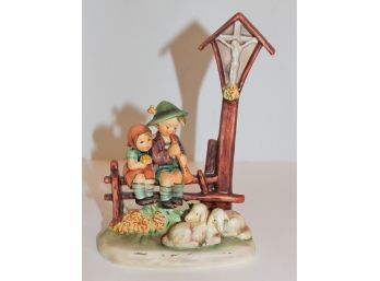 Vintage Hummel 'Wayside Devotion' TMK7 8.5' Figurine