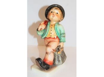 Vintage Hummel 'Merry Wanderer' #7/II TMK5 10' Figurine