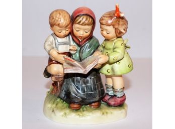 Vintage Hummel 'Storybook Time' #458 TMK7 First Issue Figurine