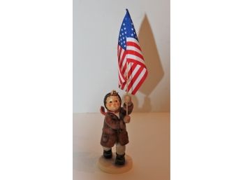Hummel 'Call To Glory' #739/I First Issue TMK7 Figurine W/American Flag