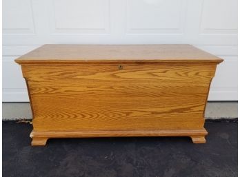 Solid Pine Hope Chest W/Extra Compartment - MILLBROOK PICKUP
