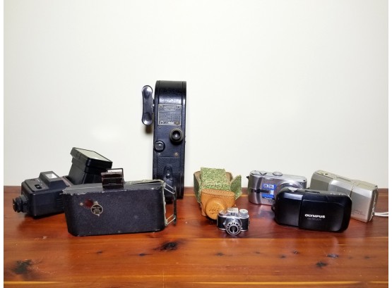 Assorted Vintage Camera Including Collectible Hit Miniature Camera & More