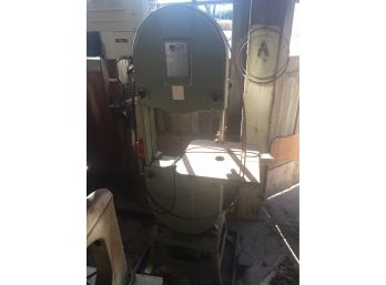 Grizzly 18 Inch Wood Bandsaw Runs Excellent With Two Blades