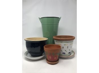 Collection Of 4 Round Garden Planters