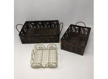 Set Of 3 Trays With Handles