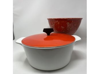 Seeing RED!  Vintage Cookware  - 4 Quart Corning Buffet Server & Texas Ware Mixing Bowl