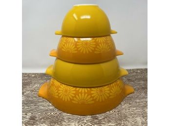 Set/4 Vintage PYREX Yellow & Orange 'Daisy” Cinderella Mixing Bowls 1968-73