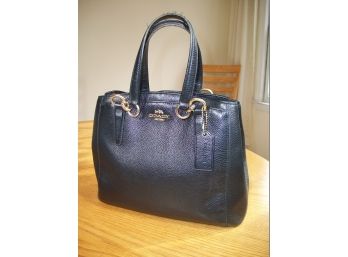 Lovely Authentic COACH Black Pebble Grain Leather Handbag - A CLASSIC LOOK !