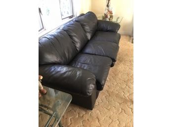 Beautiful Black Leather Sofa - GREAT CONDITION ! - VERY Nice Piece ! (Non-Smoking House)