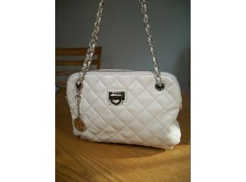 100% Like New DKNY Purse Quilted 'Chanel Style' Design - CLASSIC LOOK !