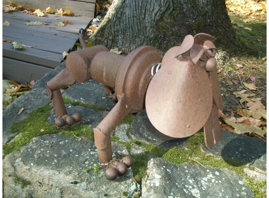 Great Modern Dog Sculpture - All Metal -  Very Well Done ! - 'Head Moves'