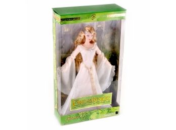 2004 BARBIE LORD OF THE RINGS DOLL - BARBIE / GALADRIEL FELLOWSHIP FIGURE