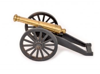 Vintage Toy Civil War Cannon - Cast Iron & Brass - Made In The USA