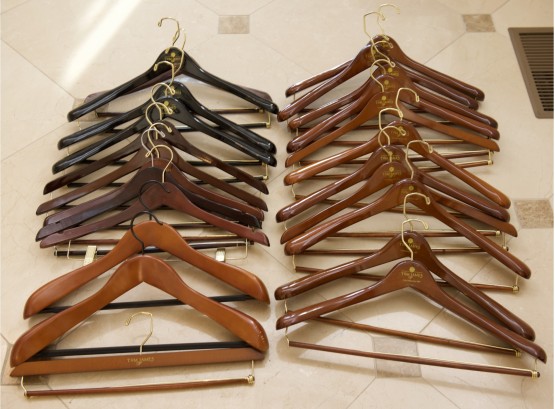Tom James Wood Suit Hangers With Pants Bar And More (Total 23)