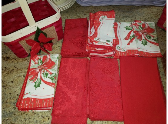 Lot Of Christmas Dinner Placemats,napkins,decor