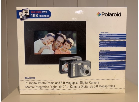 New! Polaroid Digital Camera And Digital Photo Frame