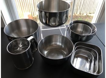 FARBERWARE Stainless Bowls, Pans, Measuring Pitcher, Mini-Sifter (unbranded)