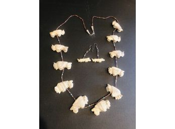 Native American Hand Carved Buffalo And Beaded Single Strand Necklace 32 Inches