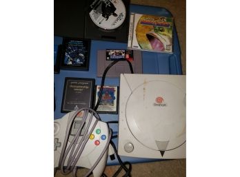Lot Of Sega Dreamcast And Other Video Games And Accessories