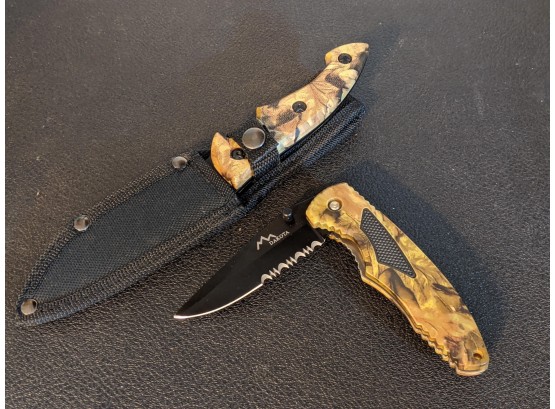 Dakota Folding And Straight Hunting Knives With Camouflage Grips
